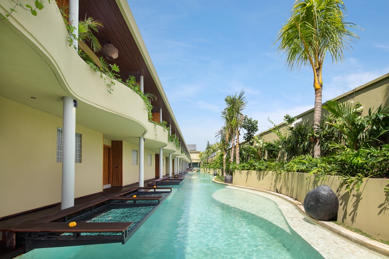 Bali’s Most Romantic Villas in Seminyak, Sanur & Canggu: Where to Stay in Style - Lagoon Pool - Sini Vie Resort – Luxury Designed Resort in Seminyak