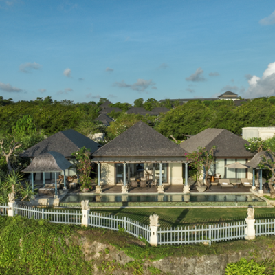 Oceanfront Elegance: A Refined Family Escape at Jumeirah Bali