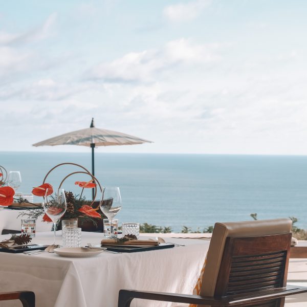 Unwrap the Magic of the Season at Alila Villas Uluwatu