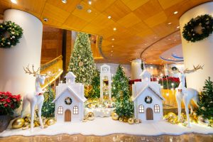 Festive Celebrations and Handcrafted Hampers at Sheraton Grande Sukhumvit